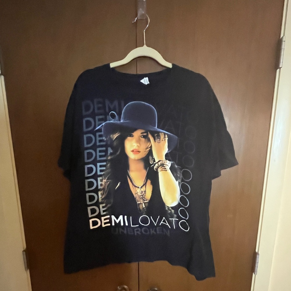 Demi Lovato Unbroken Tour Concert Merch T-shirt 2012